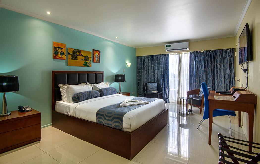 Gazelle International Hotel โคโคโป ภายนอก รูปภาพ