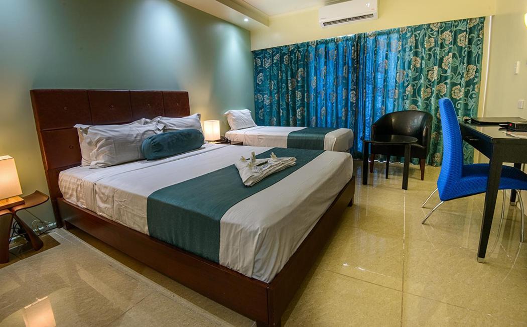 Gazelle International Hotel โคโคโป ภายนอก รูปภาพ
