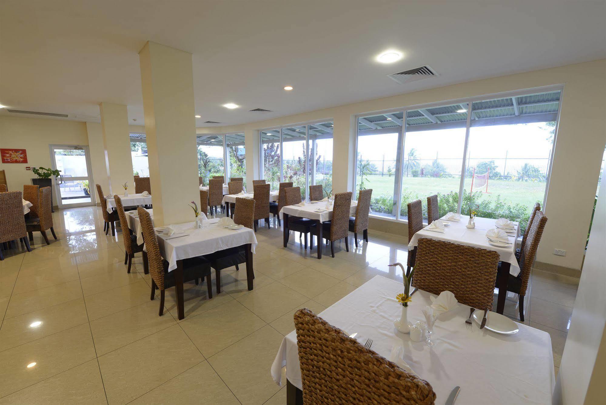 Gazelle International Hotel โคโคโป ภายนอก รูปภาพ