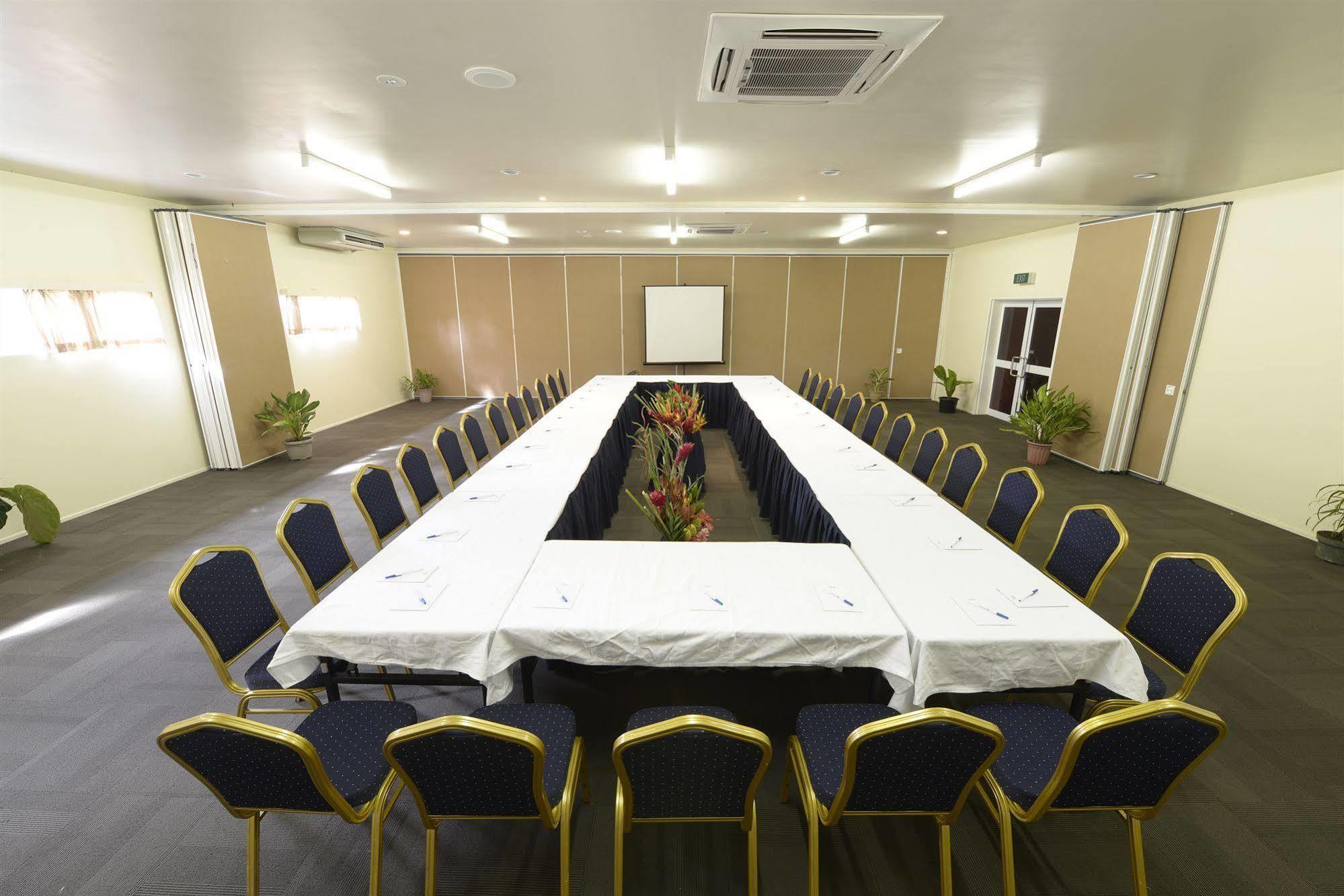 Gazelle International Hotel โคโคโป ภายนอก รูปภาพ